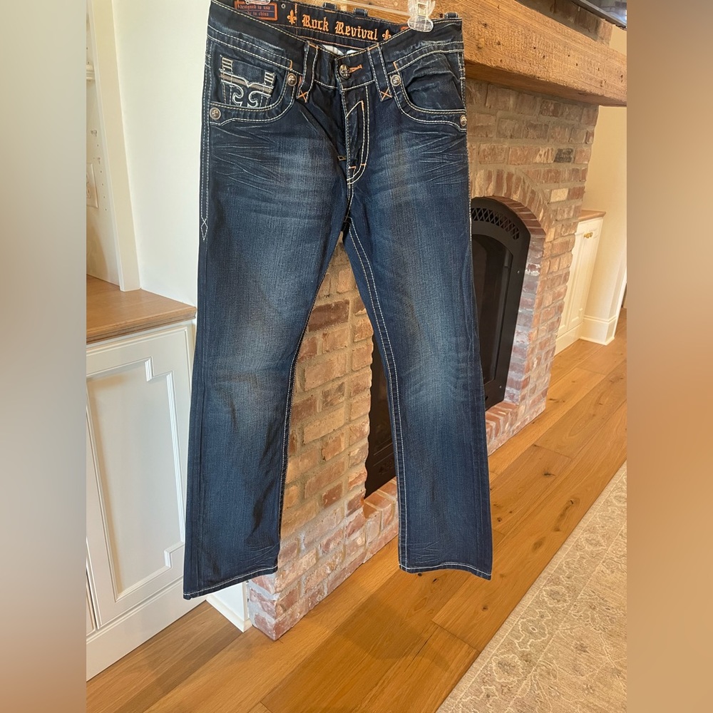Men’s dark denim jeans